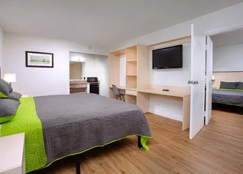 Weekly Inn hotel thumbnail 8