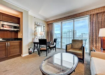 MGM Signature - Strip view suite hotel thumbnail 7