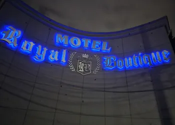 Royal Boutique hotel thumbnail 6