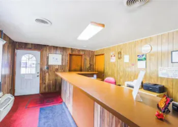 Travelers Inn by OYO Beaver, Hwy 19 hotel thumbnail 4