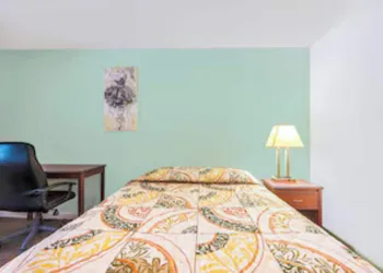 Travelers Inn by OYO Beaver, Hwy 19 hotel thumbnail 7