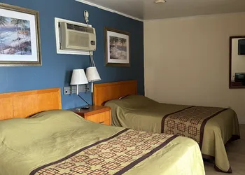 Four Oaks hotel thumbnail 3