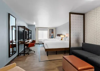 Everhome Suites Chandler Phoenix Fashion Center hotel thumbnail 7