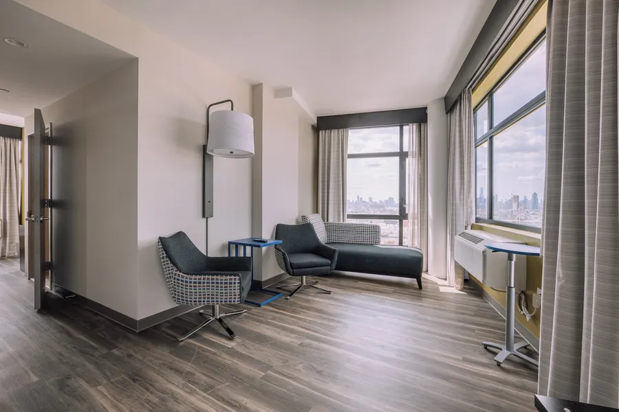 Holiday Inn Express Long Island City E New York by IHG hotel detail image 2