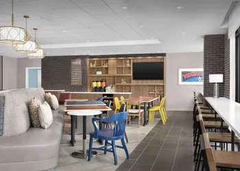 Home2 Suites By Hilton Falls Church hotel thumbnail 2