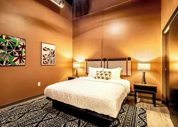 The Saddlery Madison Downtown hotel thumbnail 6