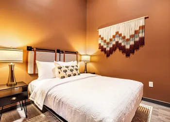 The Saddlery Madison Downtown hotel thumbnail 7