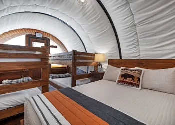 Zion White Bison hotel thumbnail 8