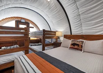 Zion White Bison hotel thumbnail 8