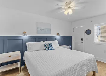 The Beach House Motel & Suites hotel thumbnail 4