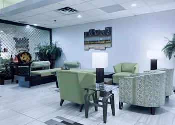 Wingate by Wyndham Indianapolis East hotel thumbnail 2