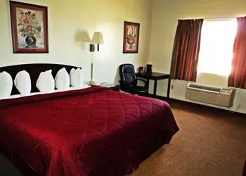 Travelodge by Wyndham Carlsbad NM hotel thumbnail 8