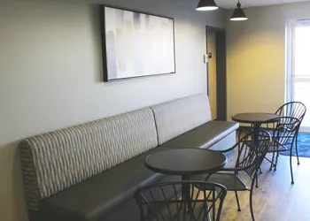 Days Inn by Wyndham Stony Plain hotel thumbnail 2