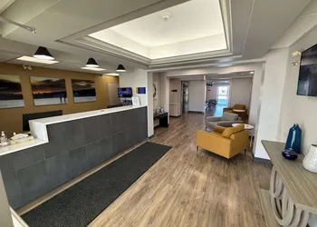 Days Inn by Wyndham Stony Plain hotel thumbnail 4