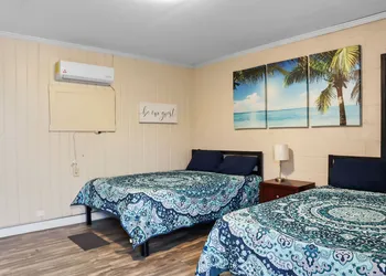 Mathis Motel hotel thumbnail 5