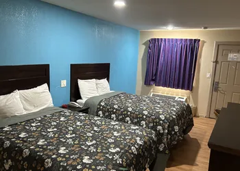 Blue Star Inn hotel thumbnail 6