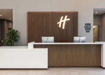 Holiday Inn & Suites Monterey Park Los Angeles by IHG hotel thumbnail 2