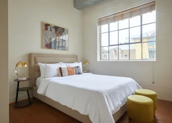Constance Lofts by Black Swan hotel thumbnail 2
