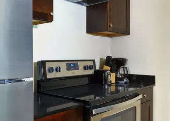 Constance Lofts by Black Swan hotel thumbnail 5