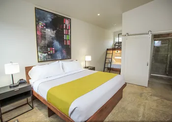 The Drift hotel thumbnail 5