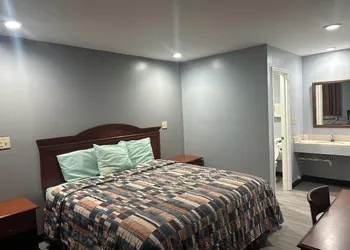 Sky Inn Hotel hotel thumbnail 5