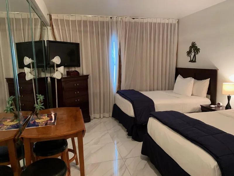 Ocean Front Casablanca Studios with FULL KITCHENS & Beach access By BL Rentals hotel detail image 6