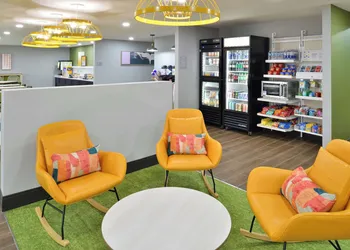 Spark by Hilton Dallas Medical District Love Field hotel thumbnail 3