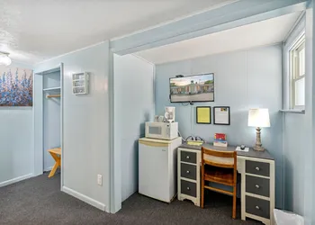 Sunset Acres Motel hotel thumbnail 6