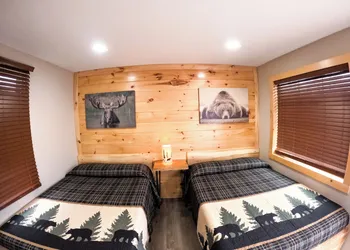 Sleepy Bear Inn hotel thumbnail 4