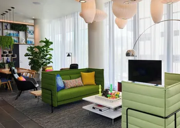 citizenM Miami South Beach hotel thumbnail 8