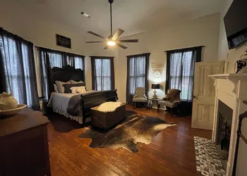 Adelines Bed and Breakfast hotel thumbnail 7