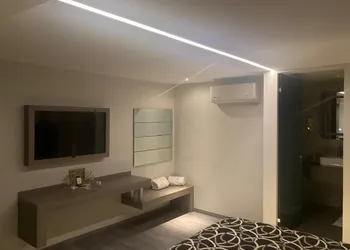 Hotel Oasis hotel thumbnail 5