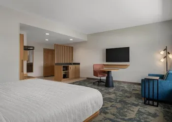 Hampton Inn & Suites by Hilton Port Clinton Catawba Island hotel thumbnail 6