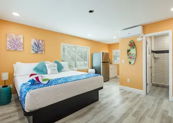 The Lofts at St. Pete Beach hotel thumbnail 8