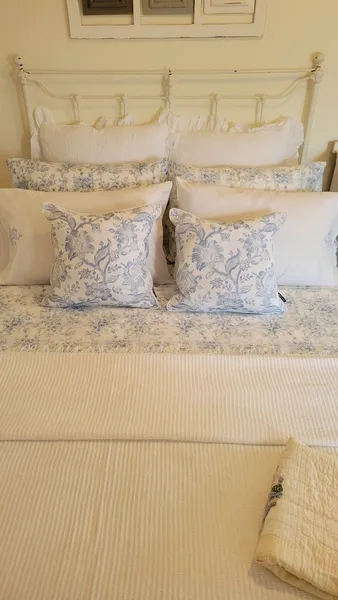 Clinton Pond Bed and Breakfast hotel detail image 6