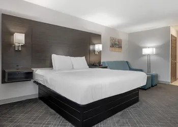 Surestay Plus By Best Western St. James Donaldsonville hotel thumbnail 8