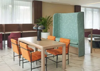 DoubleTree by Hilton Miami North I-95 hotel thumbnail 2