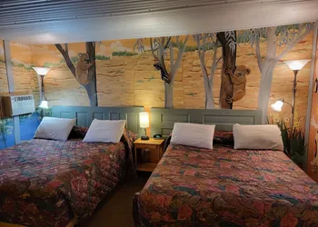 La Collage Inn hotel thumbnail 4