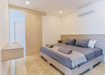 Torre Diez by Grupo Amber hotel thumbnail 5
