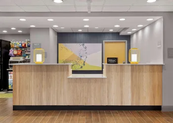 Spark by Hilton Newcomerstown hotel thumbnail 5