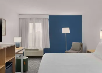 Spark by Hilton Newcomerstown hotel thumbnail 8