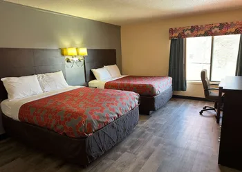 Econo Lodge Waite Park - St. Cloud hotel thumbnail 5