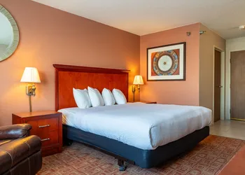 Norland Inn and Suites Roseau hotel thumbnail 8