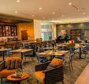 La Quinta Inn & Suites by Wyndham Chattanooga Downtown/South hotel detail image 4