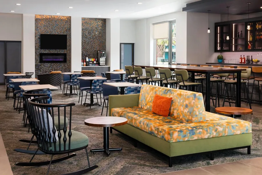 La Quinta Inn & Suites by Wyndham Chattanooga Downtown/South hotel detail image 6