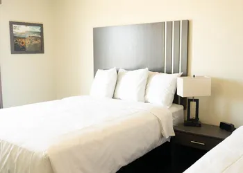 Iron Creek Inn & Suites hotel thumbnail 5