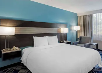 Best Western New Brunswick - East Brunswick hotel thumbnail 8