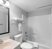 Sauk River Inn & Suites, a Travelodge by Wyndham hotel detail image 7
