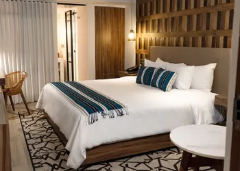 Hotel Indigo Guadalajara Expo by IHG hotel thumbnail 2