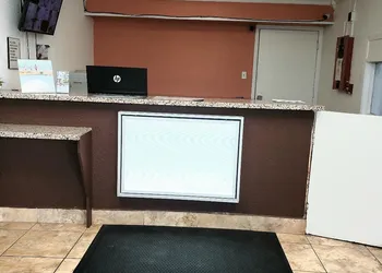 Econo Lodge Mineral Wells hotel thumbnail 2